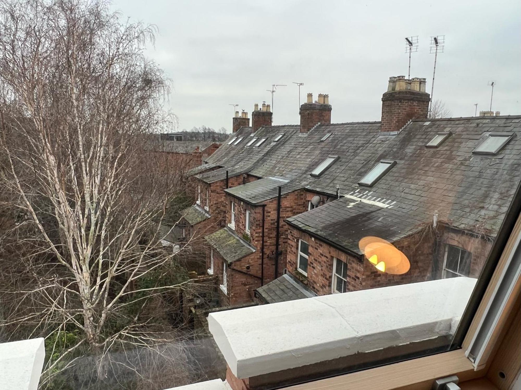 Chester Stays - Best Value Apartment With Free Parking In The Heart Of Честер Екстер'єр фото